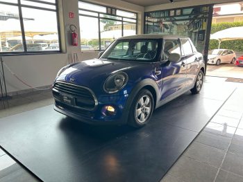 MINI COOPER D 1.5 COOPER D 5 PORTE