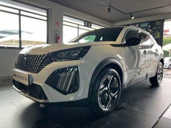 PEUGEOT 2008 PURETECH 100 S&S ALLURE